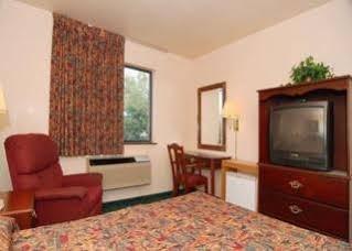 Howard Johnson Inn Nicholasville/Lexington מראה חיצוני תמונה